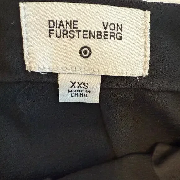 Diane Von Furstenberg Women's Black with White Trim Wrap Skort Size XXS - Picture 4 of 9